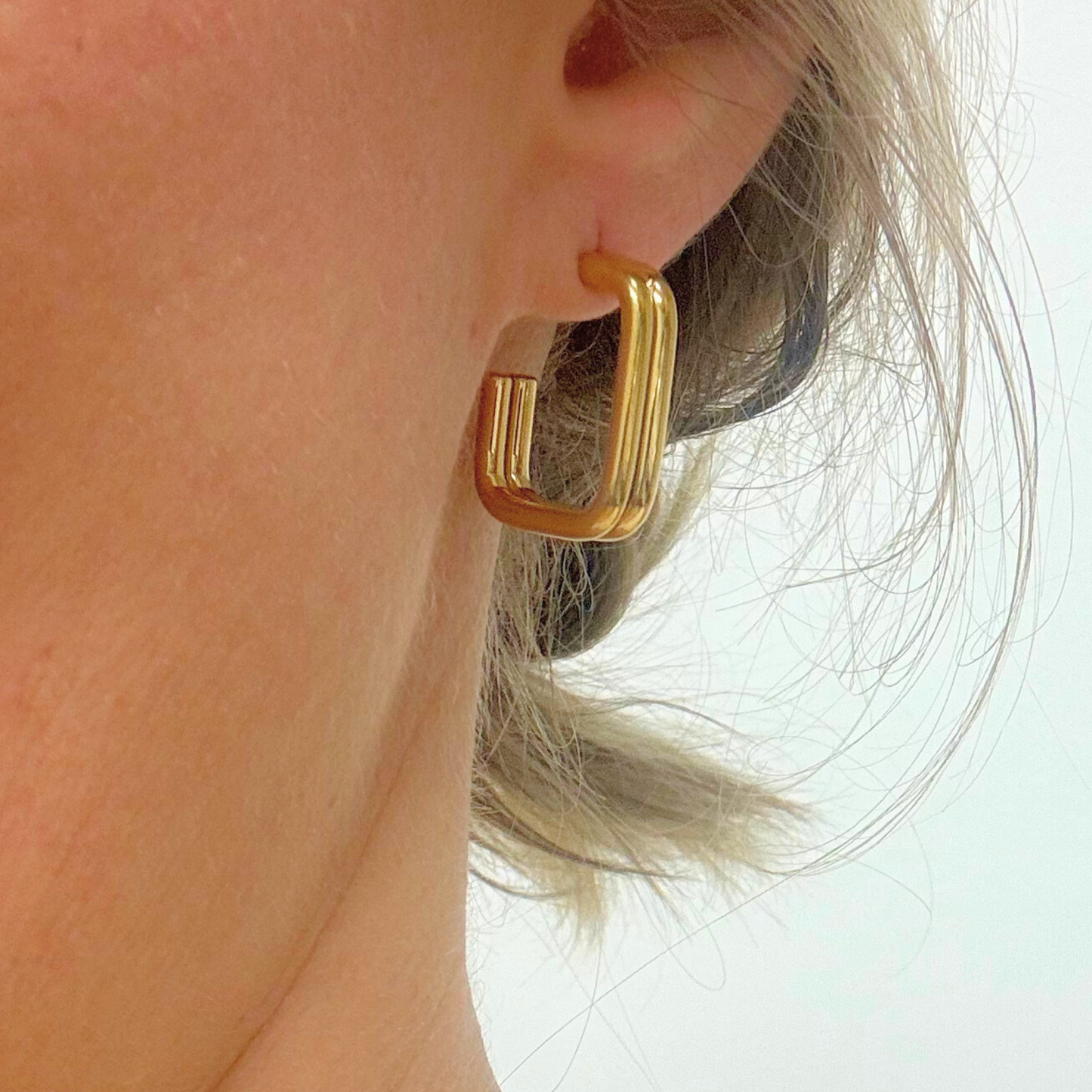 Double Square Half Hoop