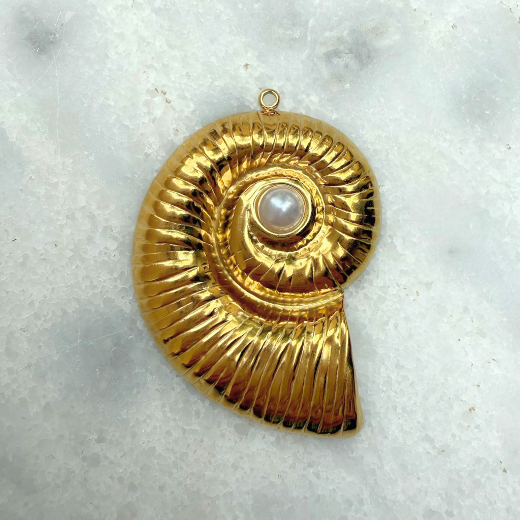 Large Gold Shell Charm