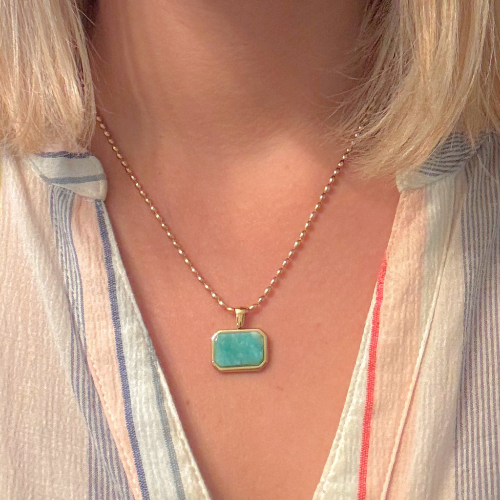 Gold Rice Chain Necklace with Turquoise Pendant