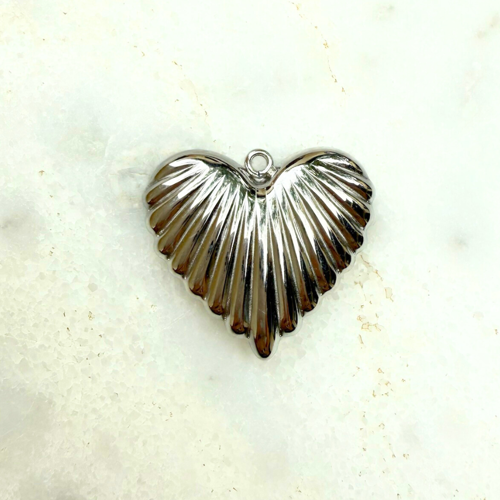 Silver Ribbed Heart Charm