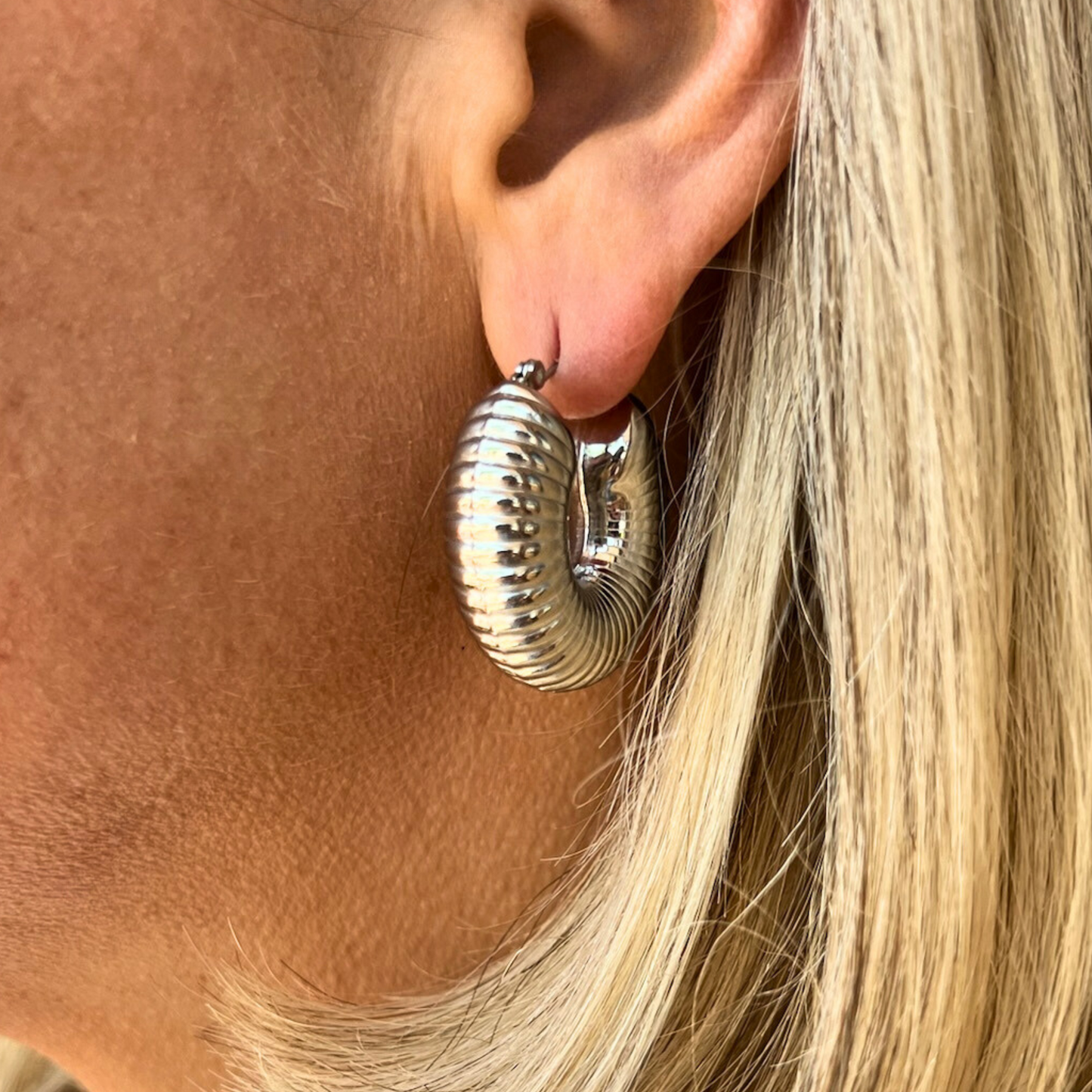Silver Ribbed Hoop