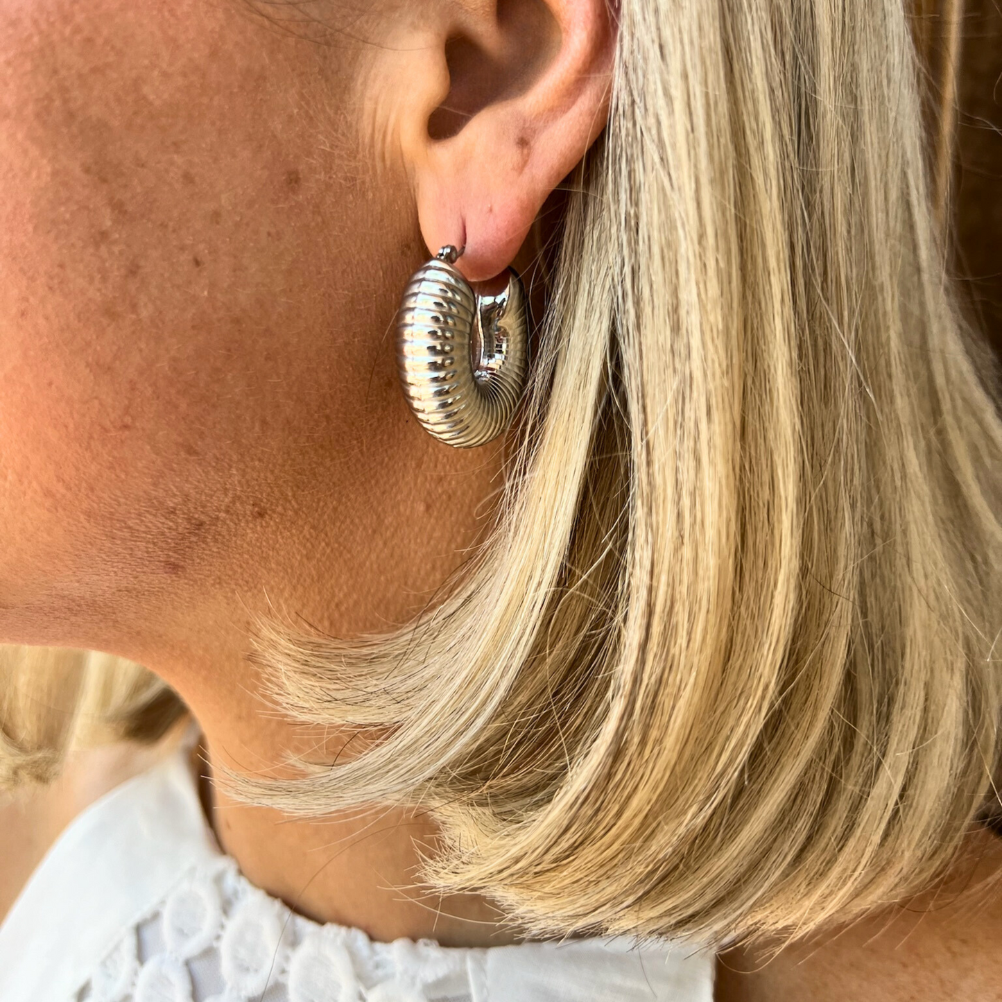 Silver Ribbed Hoop