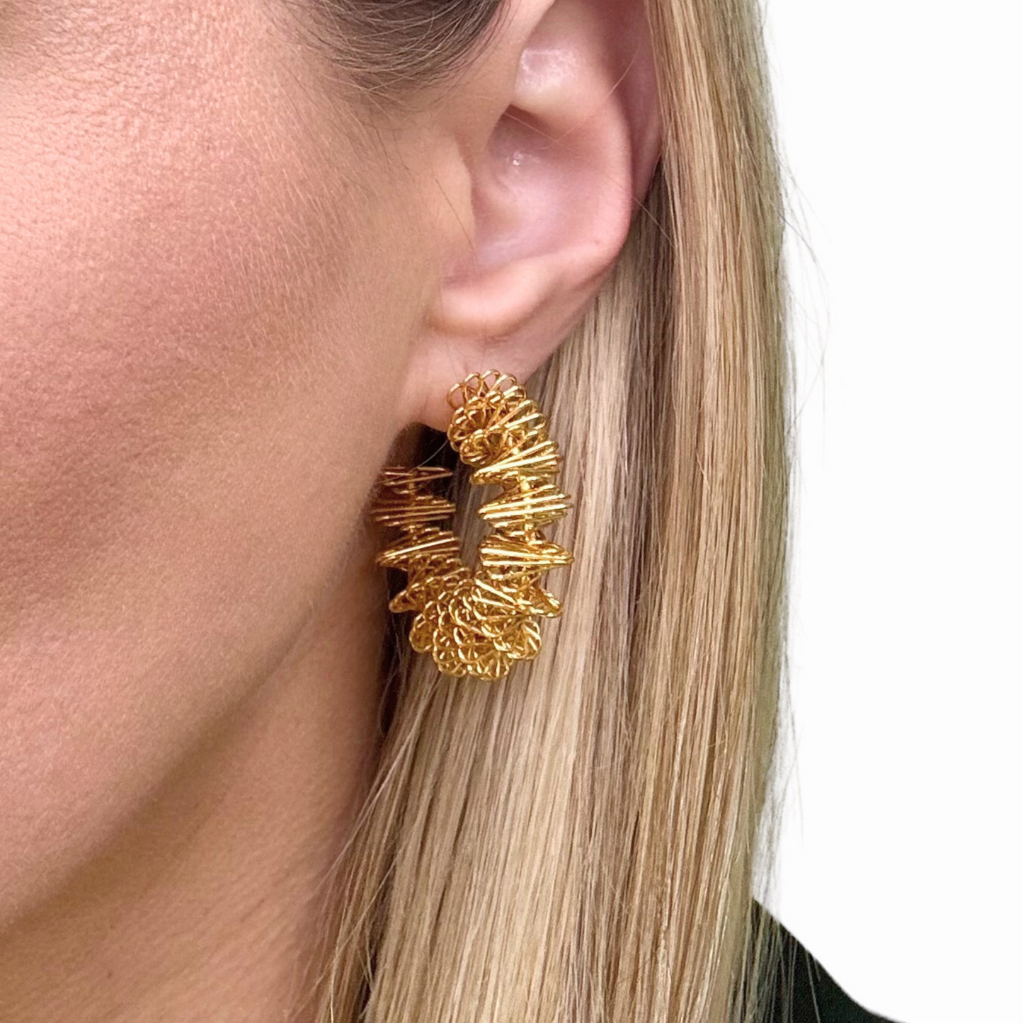 Gold Spiral C-Shape Hoop