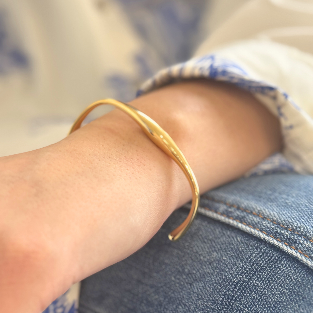 Gold Wave Cuff