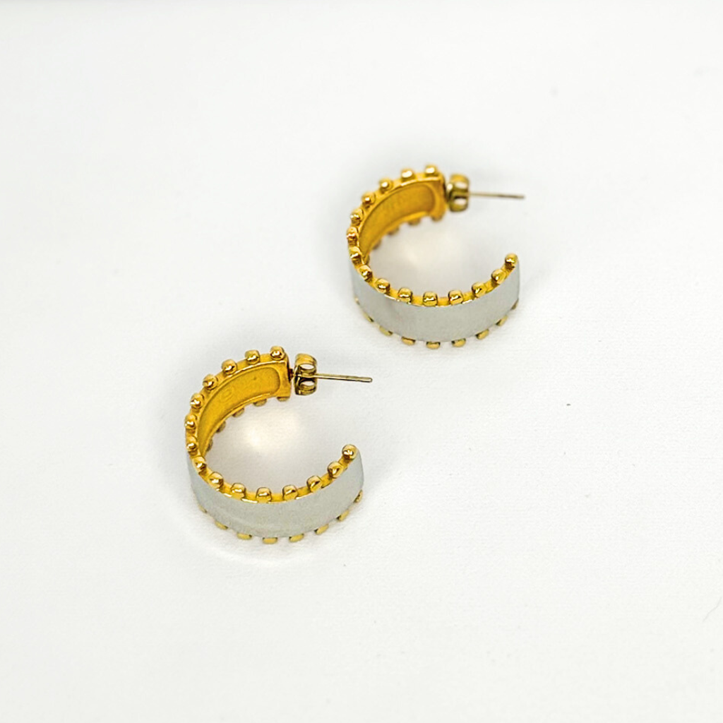 Two-Tone Wide C-Shape Hoop