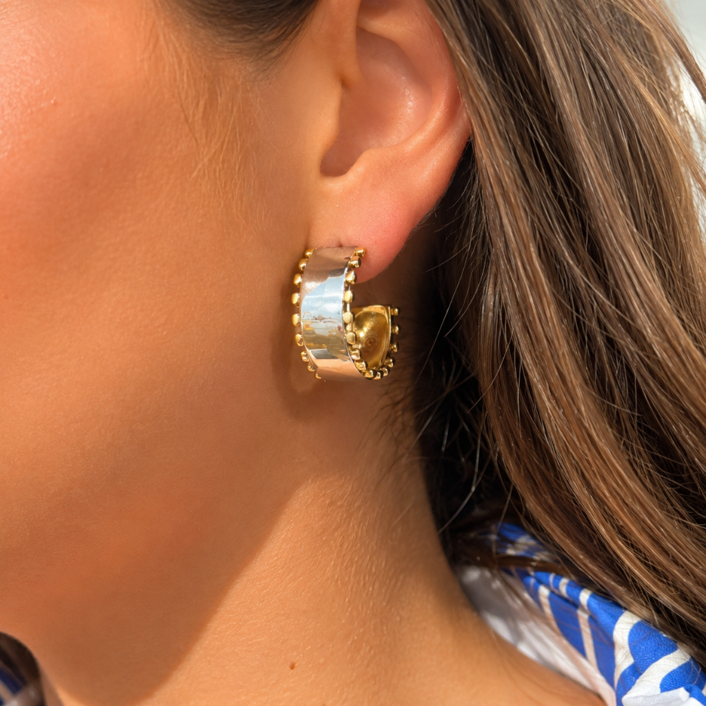 Two-Tone Wide C-Shape Hoop
