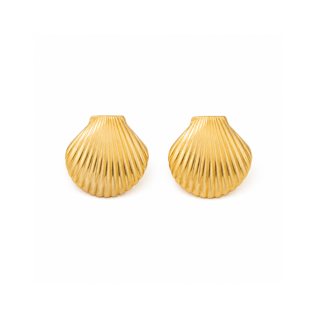 Gold Ribbed Shell Earring