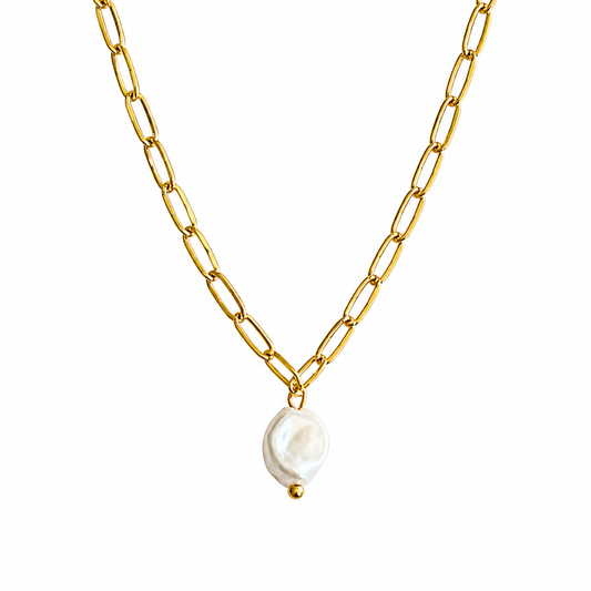 Gold Chain Necklace with Freshwater Pearl