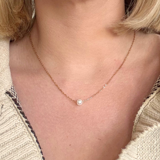 Small Gold Freshwater Pearl Pendant Necklace