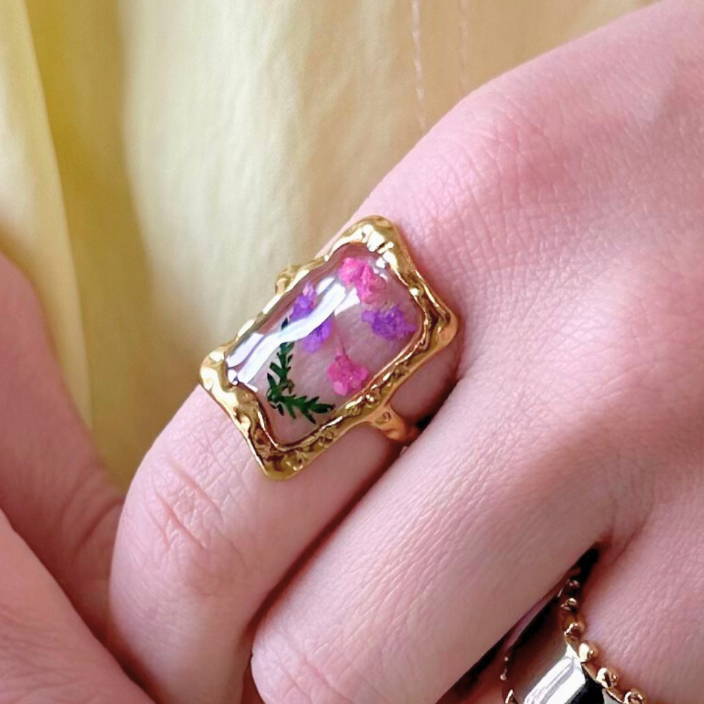 Gold Hammered Floral Adjustable Ring